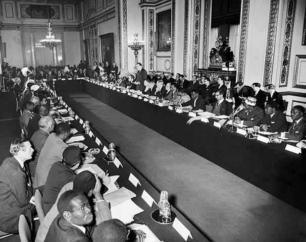 Jomo Kenyatta and Thomas Mboya at the Lancaster Conference in 1962.jpeg